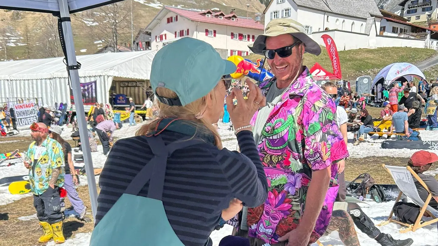 Longboard Classic Penguin Stand