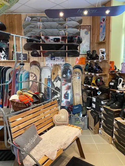 Penguin Powderwear Store Germay
