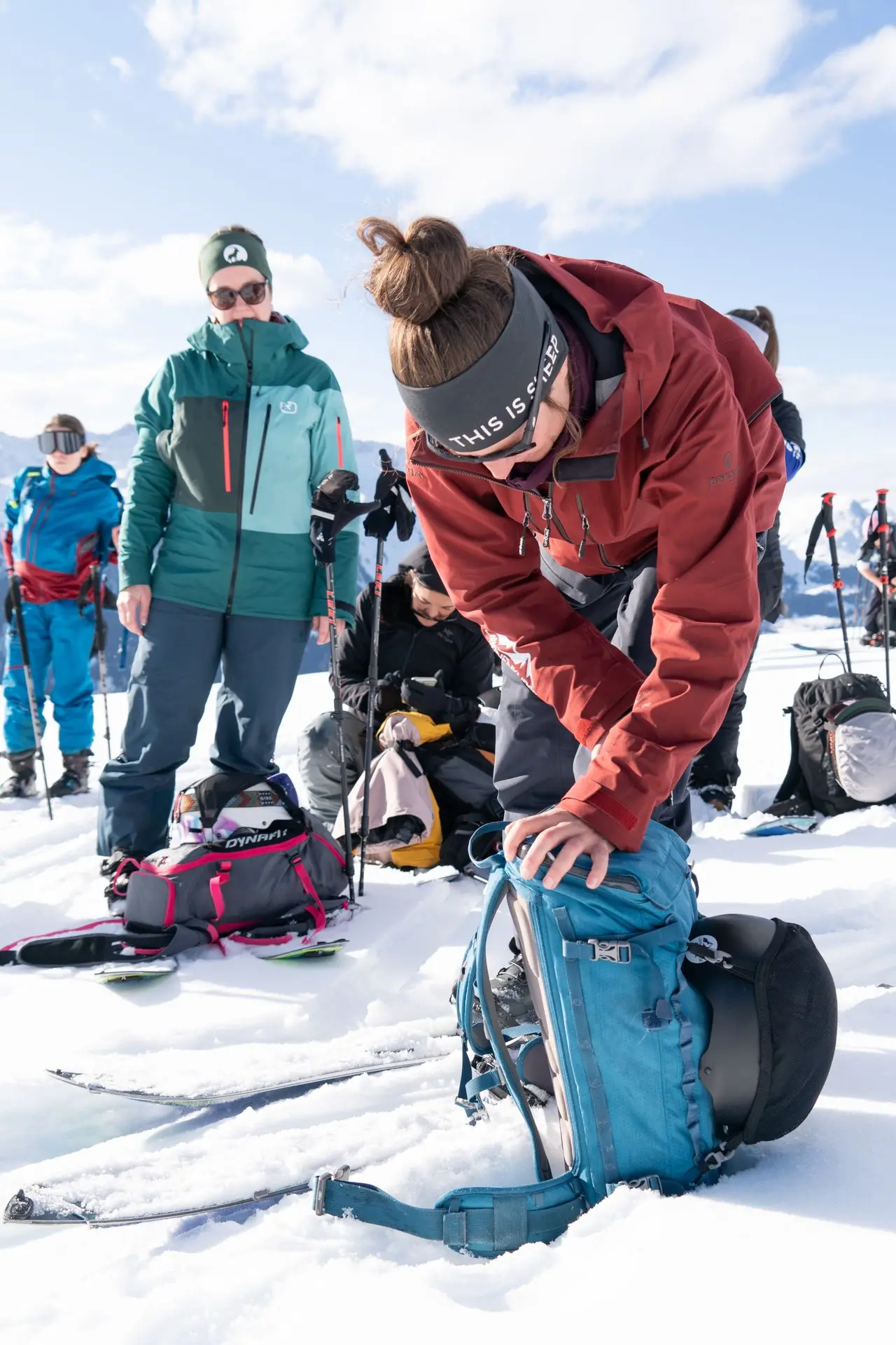 Penguin ladies touring lawinenkurse Arosa