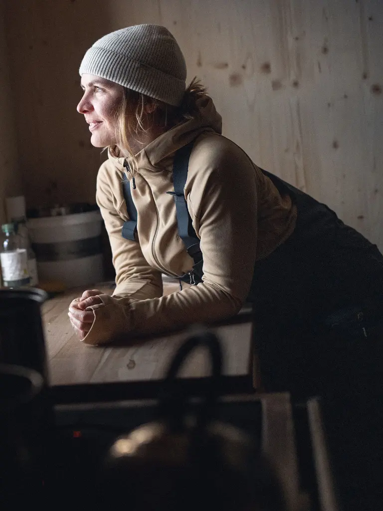 232-19-S.Café-Stretch-Fleece-Hoodie-Cappuccino-RGB3.webp