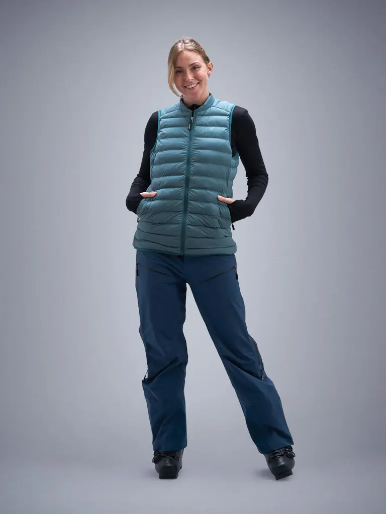 255-6-Women-Fiberball-Insulation-Vest-Fender-Green-RGB1.webp