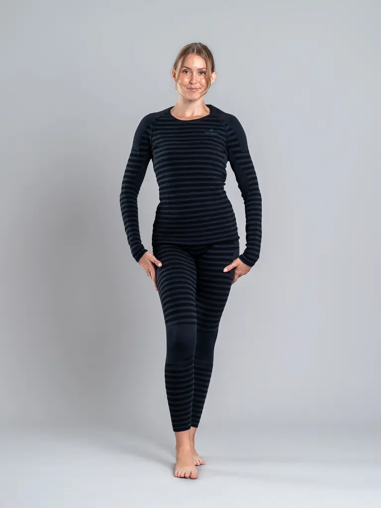 Penguin-Female Model_0104-s.webp