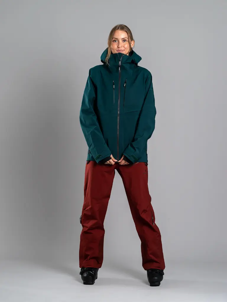 238-7-Women-Dermizax-Pant-Mahagony-Red-0425-s261-15-Women-Dermizax-Jacket-Seaweed.webp