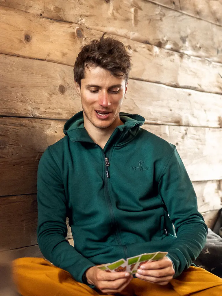 139-15-Men-Stretch-Insulation-Hoodie-Seaweed-imageRGBhero.webp