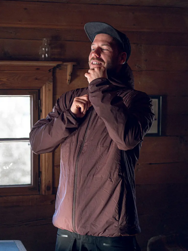 152-5-Men-Pinneco-Insulation-Jacket-Dirty-Plum-RGB1.webp